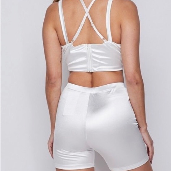 ‼️ Two Piece Silky Crop Top Shorts Set - Picture 2 of 4